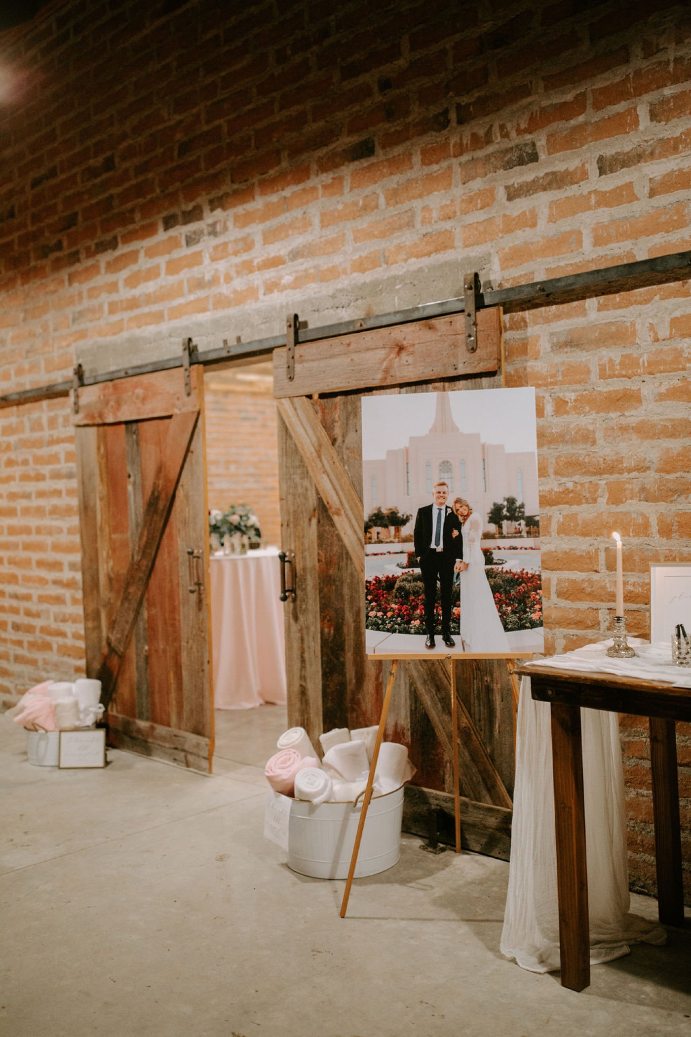 Rustic indoor wedding venues in Arizona