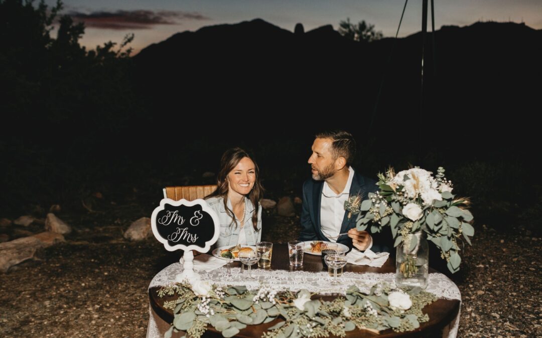 How to style your head table at your Arizona Wedding